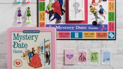 mystery date board game with box and figurines